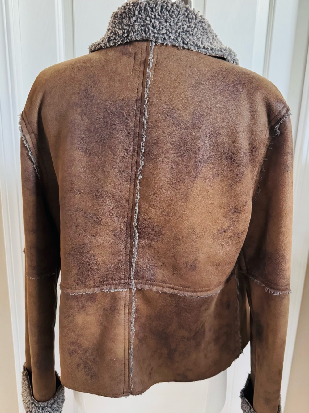 Sweater Subcategory Identification - Picture 5 of 6